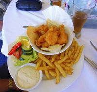 Yum Sing Restaurant - Stays Accommodation