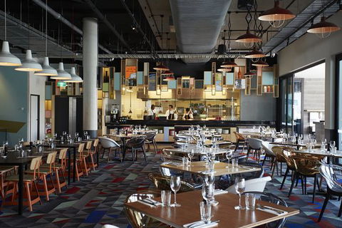 Atura Roadhouse Bar And Grill - Stayed 0