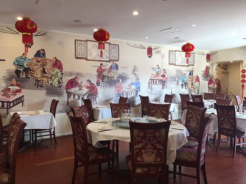 Happy Corner Chinese Restaurant - Stays Accommodation 0
