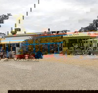 The Travelling Duck Cafe - Stayed