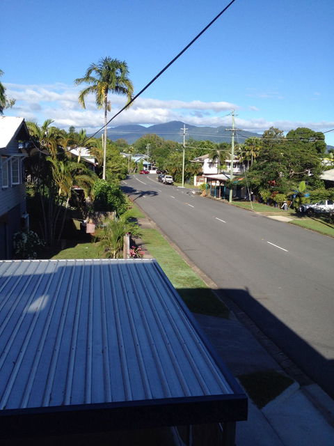 O'Sheas - Stays Accommodation 2