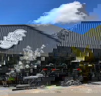 Flying West - Stayed