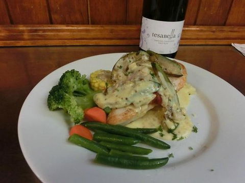 BRISBANE VALLEY TAVERN - Stays Accommodation 0