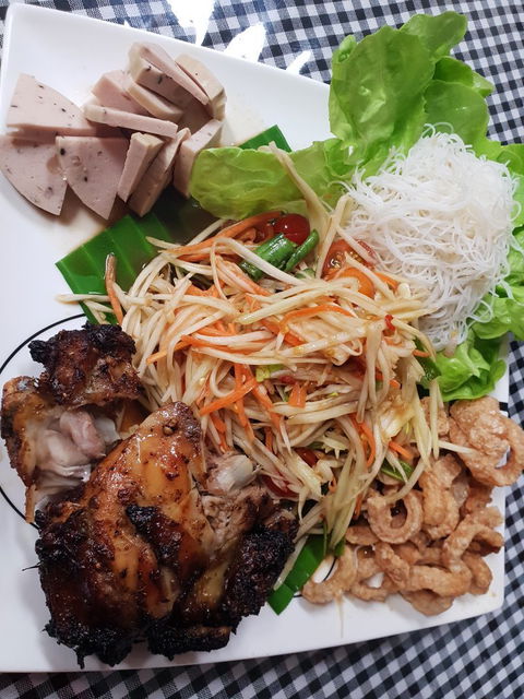 CB Thai Cuisine - Stays Accommodation 4