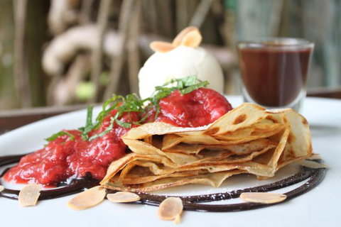 Petit Cafe Kuranda - Stays Accommodation 0