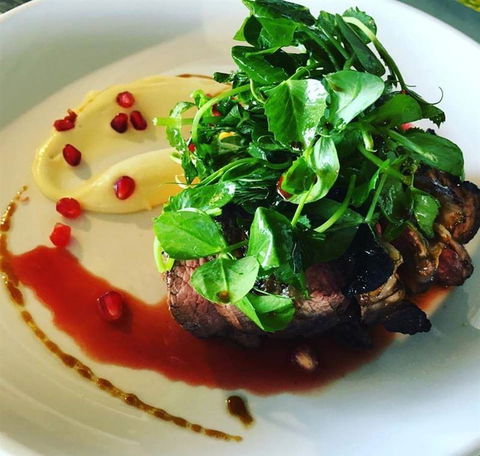 Bolters Grill - Stays Accommodation 9