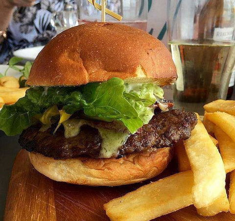 Bolters Grill - Stays Accommodation 16