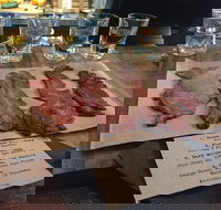 Varnish on King - Stayed