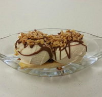 Emerald Creek Ice-Creamery - Stayed