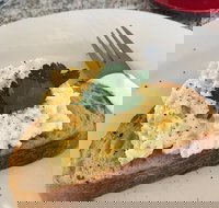 Peter's Cafe - Stays Accommodation