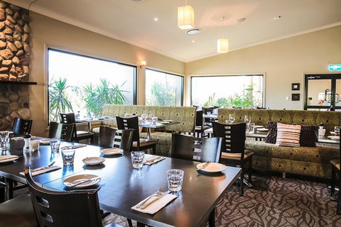BCs Restaurant - Stays Accommodation 0