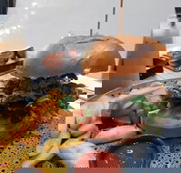 Double Cross - Stays Accommodation