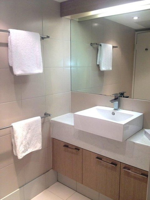 Central Dockside Apartment Hotel - Stayed 11