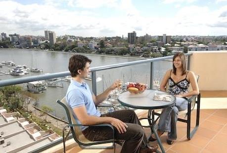 Central Dockside Apartment Hotel - Stayed 13