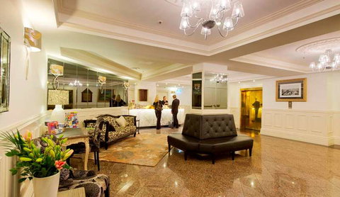 Royal Albert Hotel - Stays Accommodation 14
