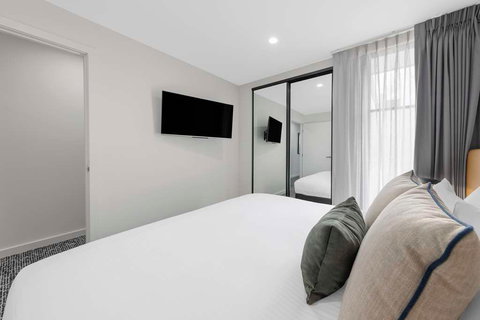 Punthill Essendon North - Stayed 4