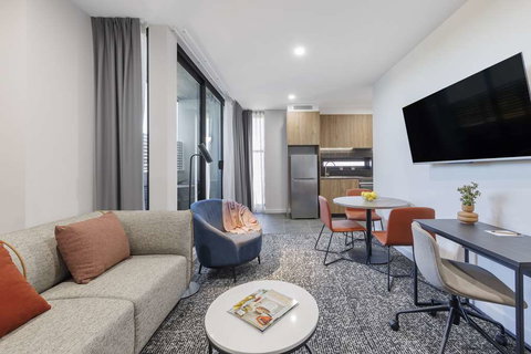 Punthill Essendon North - Stayed 6