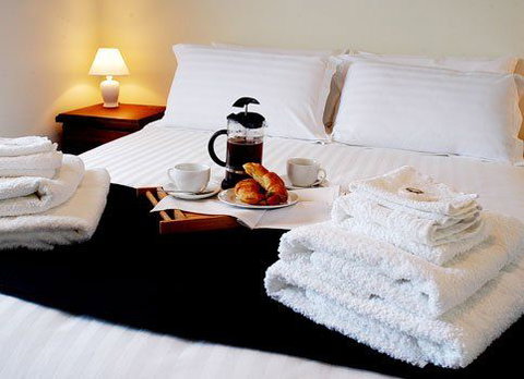 Hut on the Hill B&B - Stayed 0