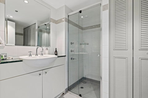 Astra Apartments Chatswood - Stayed 1