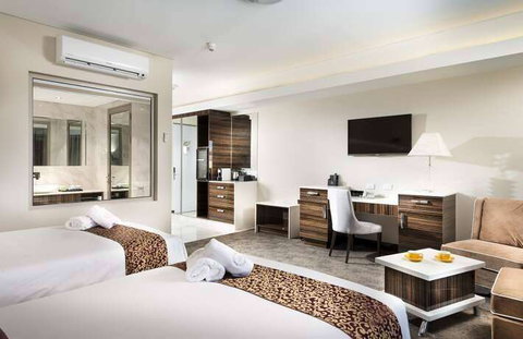 Swan River Hotel - Stayed 3