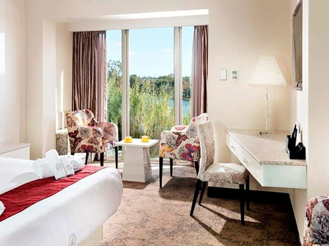 Swan River Hotel - Stayed 4