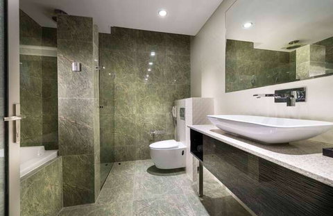 Swan River Hotel - Stayed 9