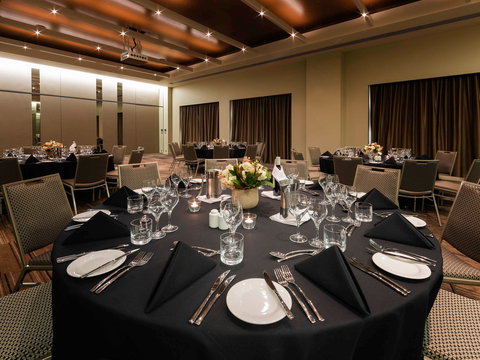 Pullman Hotel at Sydney Olympic Park - Stays Accommodation 9