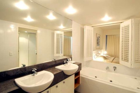Mantra Broadbeach on the Park - Stayed 13