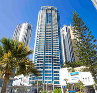 Mantra Towers of Chevron Surfers - Stayed