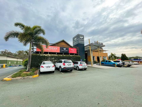 Nightcap At Hinterland Hotel - Stayed 0