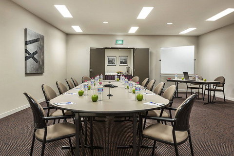 Quest Docklands - Stays Accommodation 2