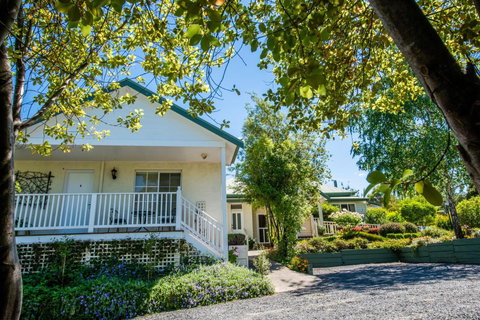 Yarra Gables Motel - Stays Accommodation 1