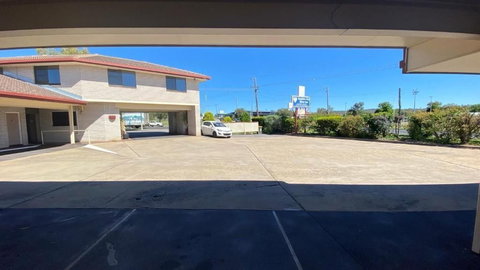Sapphire City Motor Inn - Stayed 2