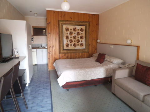 Yarragon Motel - Stays Accommodation 0