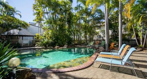 The Beach Motel Hervey Bay - Stays Accommodation 2