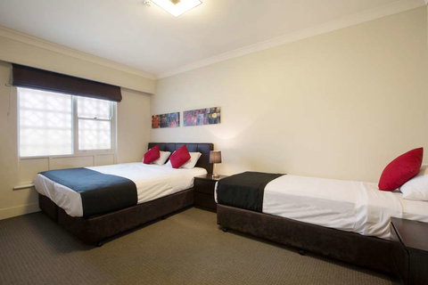 Enfield Hotel - Stayed 1
