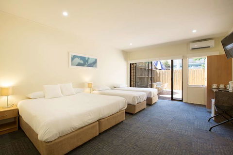 Nightcap At High Flyer Hotel - Stayed 7