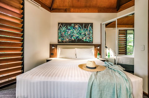 Palms City Resort - Stays Accommodation 13