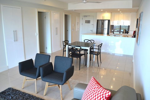 Signatures on Woods - Stayed 4