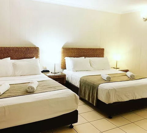 Pine Tree Motel - Stays Accommodation 1