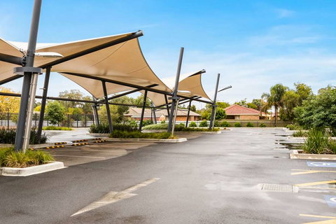 Quality Hotel Rules Club Wagga - Stays Accommodation 1