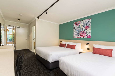 NIghtcap at Balaclava Hotel - Stayed 2