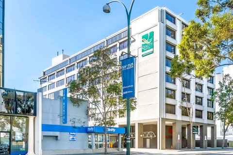 Quality Hotel Ambassador Perth - Stays Accommodation 0