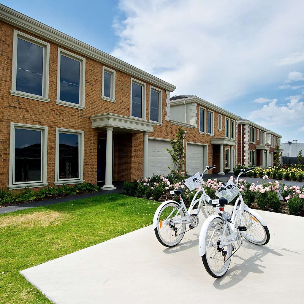 Caldermeade VIC Stayed