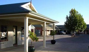 Country Gardens Motor Inn - Stayed 0