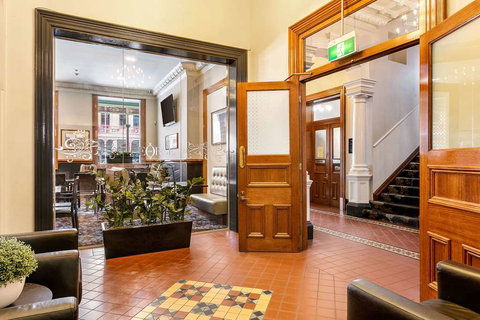 Quality Inn The George Hotel Ballarat - Stays Accommodation 0