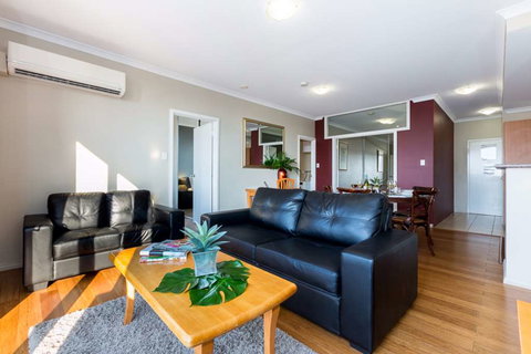 Mont Clare Boutique Apartments - Stayed 5