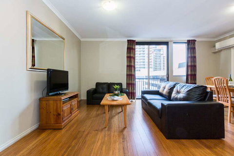 Mont Clare Boutique Apartments - Stayed 8