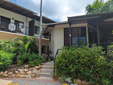 Palms City Resort - Stays Accommodation 0