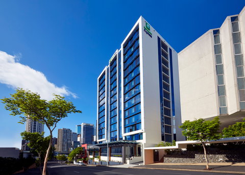 Holiday Inn Express Brisbane Central - Stays Accommodation 0